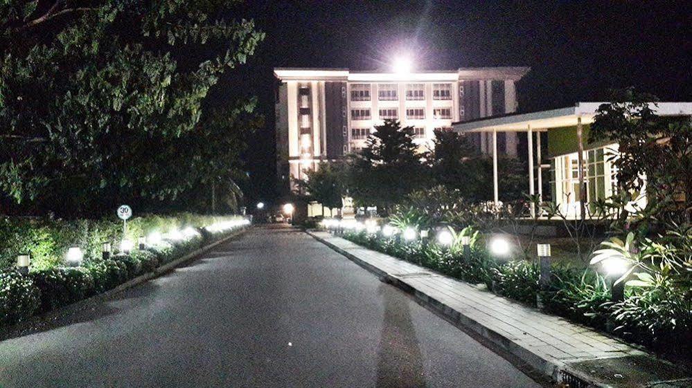 Silathip Huahin Serviced Apartment & Hotel Eksteriør bilde